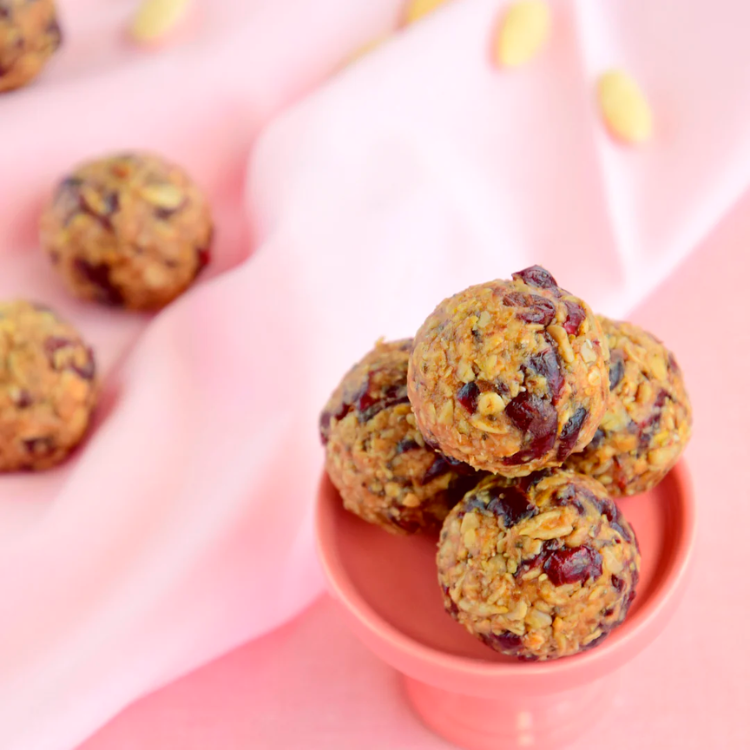 White Choc Cranberry Ball Mix